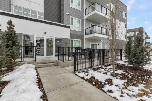 2106-33 Carringham Gate Nw, Calgary, AB - Outdoor