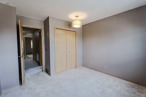 135 Canterbury Court Sw, Calgary, AB - Indoor Photo Showing Other Room