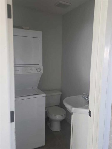 210 Saddlebrook Way Ne, Calgary, AB - Indoor