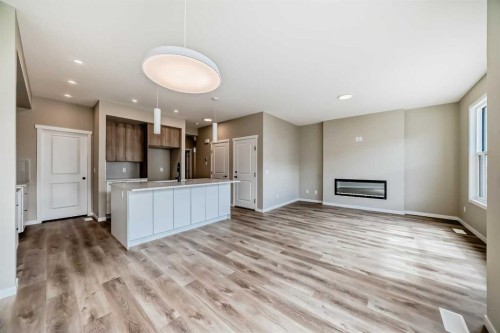 1085 Sawgrass Link Nw, Airdrie, AB - Indoor Photo Showing Other Room
