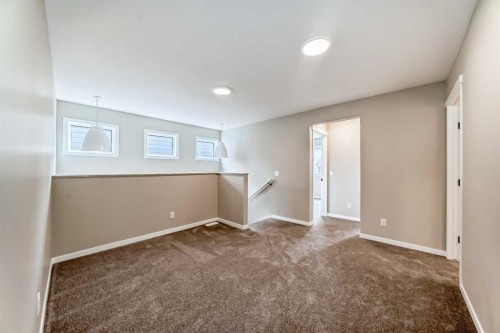 1085 Sawgrass Link Nw, Airdrie, AB - Indoor Photo Showing Other Room