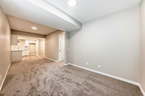 1085 Sawgrass Link Nw, Airdrie, AB - Indoor Photo Showing Other Room