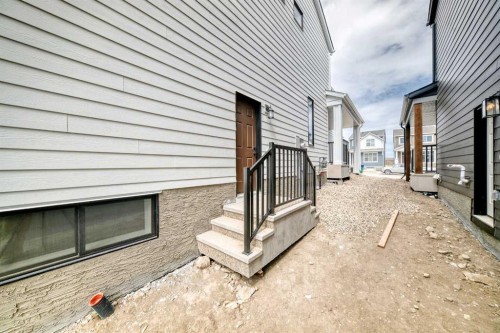 1085 Sawgrass Link Nw, Airdrie, AB - Outdoor With Exterior