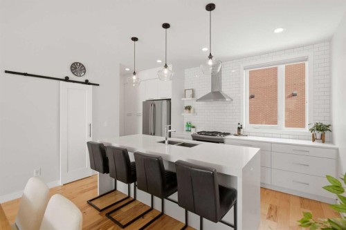 3012 Parkdale Boulevard Nw, Calgary, AB - Indoor Photo Showing Kitchen With Double Sink With Upgraded Kitchen