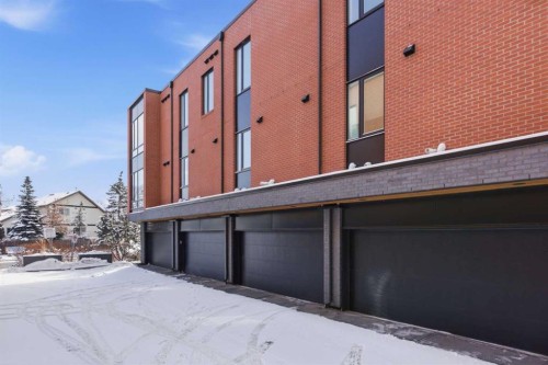 3012 Parkdale Boulevard Nw, Calgary, AB - Outdoor With Exterior