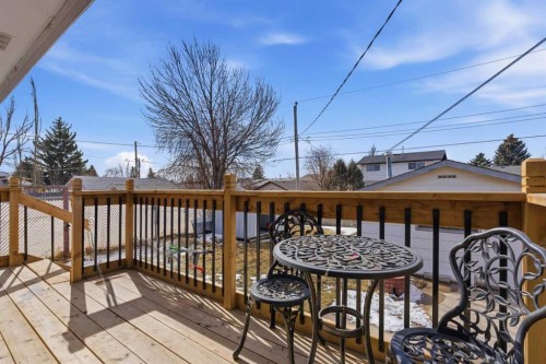 263 Doverview Crescent Se, Calgary, AB - Outdoor With Deck Patio Veranda With Exterior