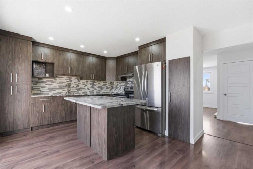 263 Doverview Crescent Se, Calgary, AB - Indoor Photo Showing Kitchen With Upgraded Kitchen