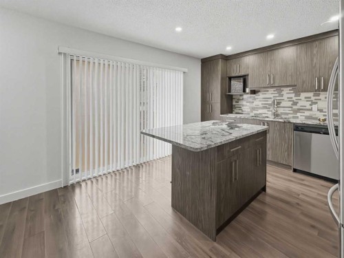 263 Doverview Crescent Se, Calgary, AB - Indoor Photo Showing Kitchen With Upgraded Kitchen