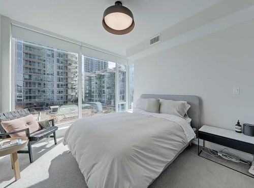 406-510 6 Avenue Se, Calgary, AB - Indoor Photo Showing Bedroom