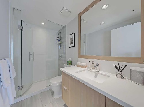 406-510 6 Avenue Se, Calgary, AB - Indoor Photo Showing Bathroom