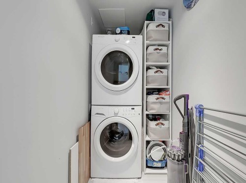 406-510 6 Avenue Se, Calgary, AB - Indoor Photo Showing Laundry Room