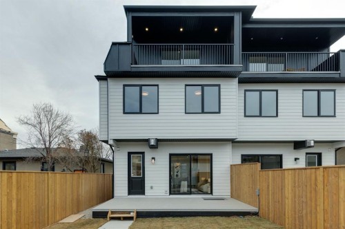 525 32 Street, Calgary, AB - Outdoor With Balcony With Exterior