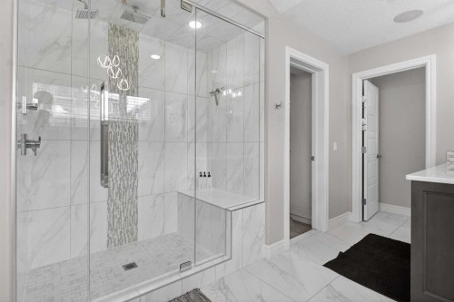 264 Stonemere Close, Chestermere, AB - Indoor Photo Showing Bathroom