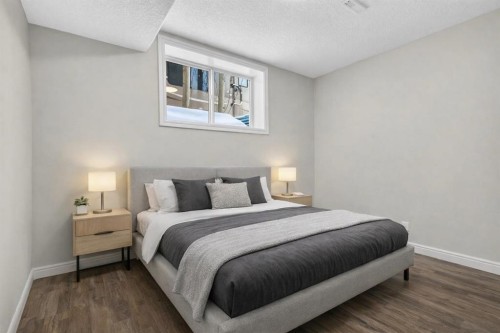 264 Stonemere Close, Chestermere, AB - Indoor Photo Showing Bedroom