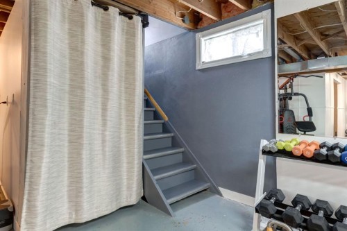 108 Westheights Close, Didsbury, AB - Indoor Photo Showing Other Room