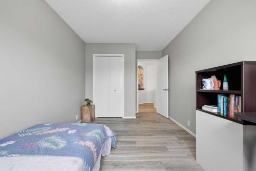 65 Millview Park Sw, Calgary, AB - Indoor Photo Showing Bedroom