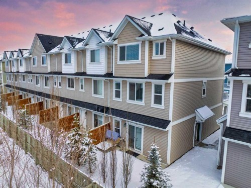 438 Copperstone Manor Se, Calgary, AB - Outdoor