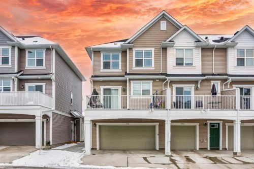 438 Copperstone Manor Se, Calgary, AB - Outdoor With Facade