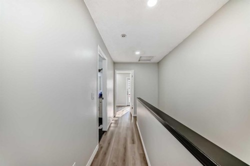 2-7 Westland Road, Okotoks, AB - Indoor Photo Showing Other Room