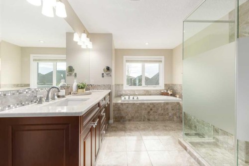 84 Aspen Summit Circle Sw, Calgary, AB - Indoor Photo Showing Bathroom