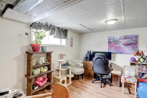 518 54 Avenue Sw, Calgary, AB - Indoor