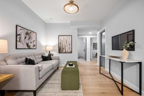 45 Wolf Hollow Common Se, Calgary, AB - Indoor Photo Showing Living Room