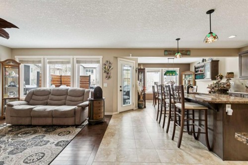 23 Kingston View Se, Airdrie, AB - Indoor