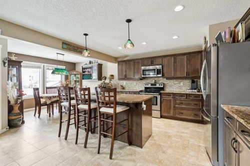 23 Kingston View Se, Airdrie, AB - Indoor