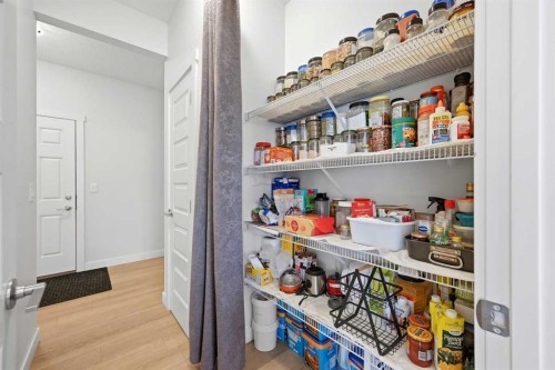 1448 Bayview Point Sw, Airdrie, AB - Indoor