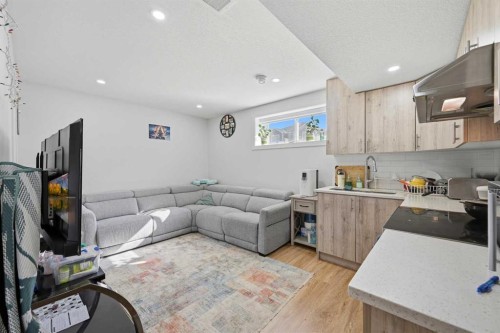 1448 Bayview Point Sw, Airdrie, AB - Indoor