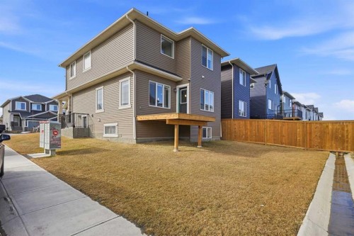 1448 Bayview Point Sw, Airdrie, AB - Outdoor