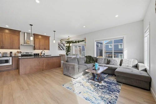 1448 Bayview Point Sw, Airdrie, AB - Indoor Photo Showing Other Room