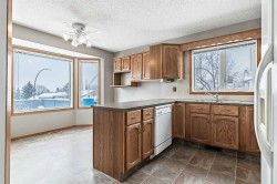 104 Macewan Meadow Way NWCalgary, AB T3K 3H8