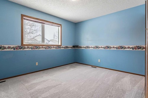 104 Macewan Meadow Way Nw, Calgary, AB - Indoor Photo Showing Other Room