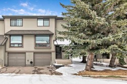 32-5019 46 Avenue SW Calgary, AB T3E 6R1