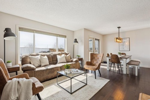 298 River Heights Crescent  Cochrane, AB T4C 0V2