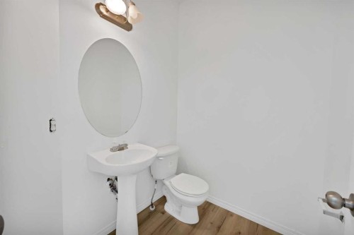3503-111 Tarawood Lane Ne, Calgary, AB - Indoor Photo Showing Bathroom