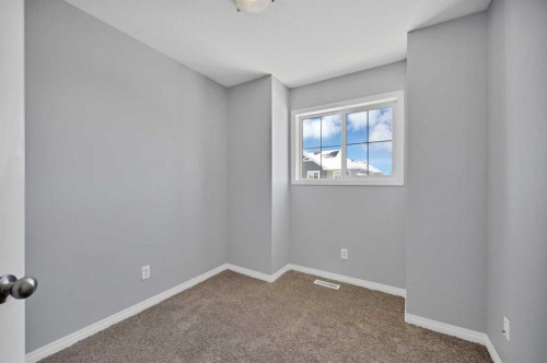 3503-111 Tarawood Lane Ne, Calgary, AB - Indoor Photo Showing Other Room