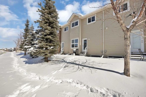 3503-111 Tarawood Lane Ne, Calgary, AB - Outdoor