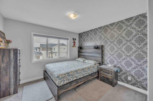 184 Cornerbrook Common Ne, Calgary, AB - Indoor Photo Showing Bedroom
