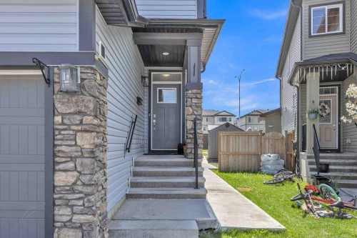 184 Cornerbrook Common Ne, Calgary, AB - Outdoor