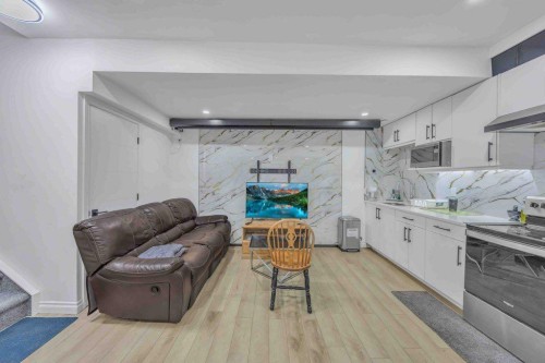 184 Cornerbrook Common Ne, Calgary, AB - Indoor