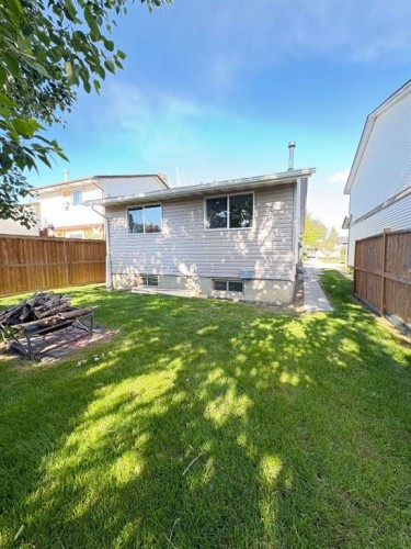 6879 Rundlehorn Drive Ne, Calgary, AB 