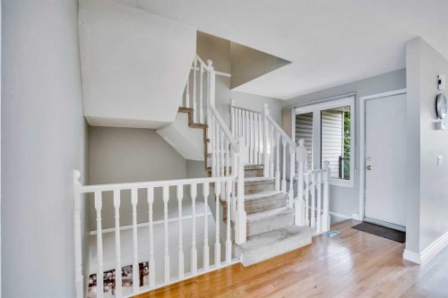 219 Coachway Lane Sw, Calgary, AB - Indoor Photo Showing Other Room