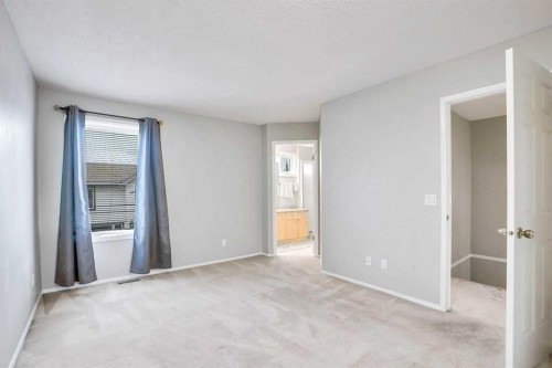 219 Coachway Lane Sw, Calgary, AB - Indoor