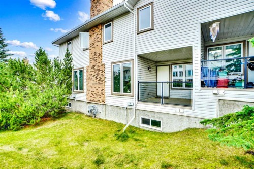 219 Coachway Lane Sw, Calgary, AB - Outdoor