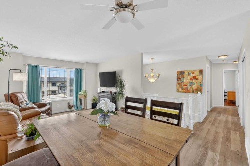 1175 Strathcona Road, Strathmore, AB - Indoor Photo Showing Living Room