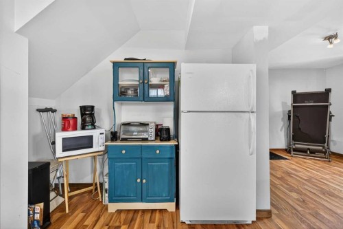 1175 Strathcona Road, Strathmore, AB - Indoor