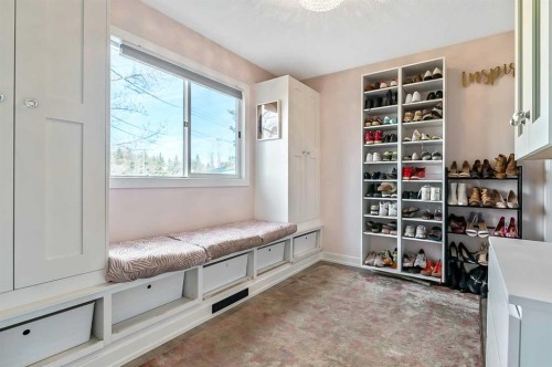 222 Springwood Place Sw, Calgary, AB - Indoor Photo Showing Other Room