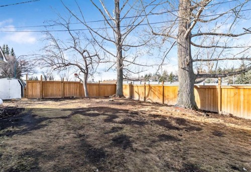 222 Springwood Place Sw, Calgary, AB - Outdoor